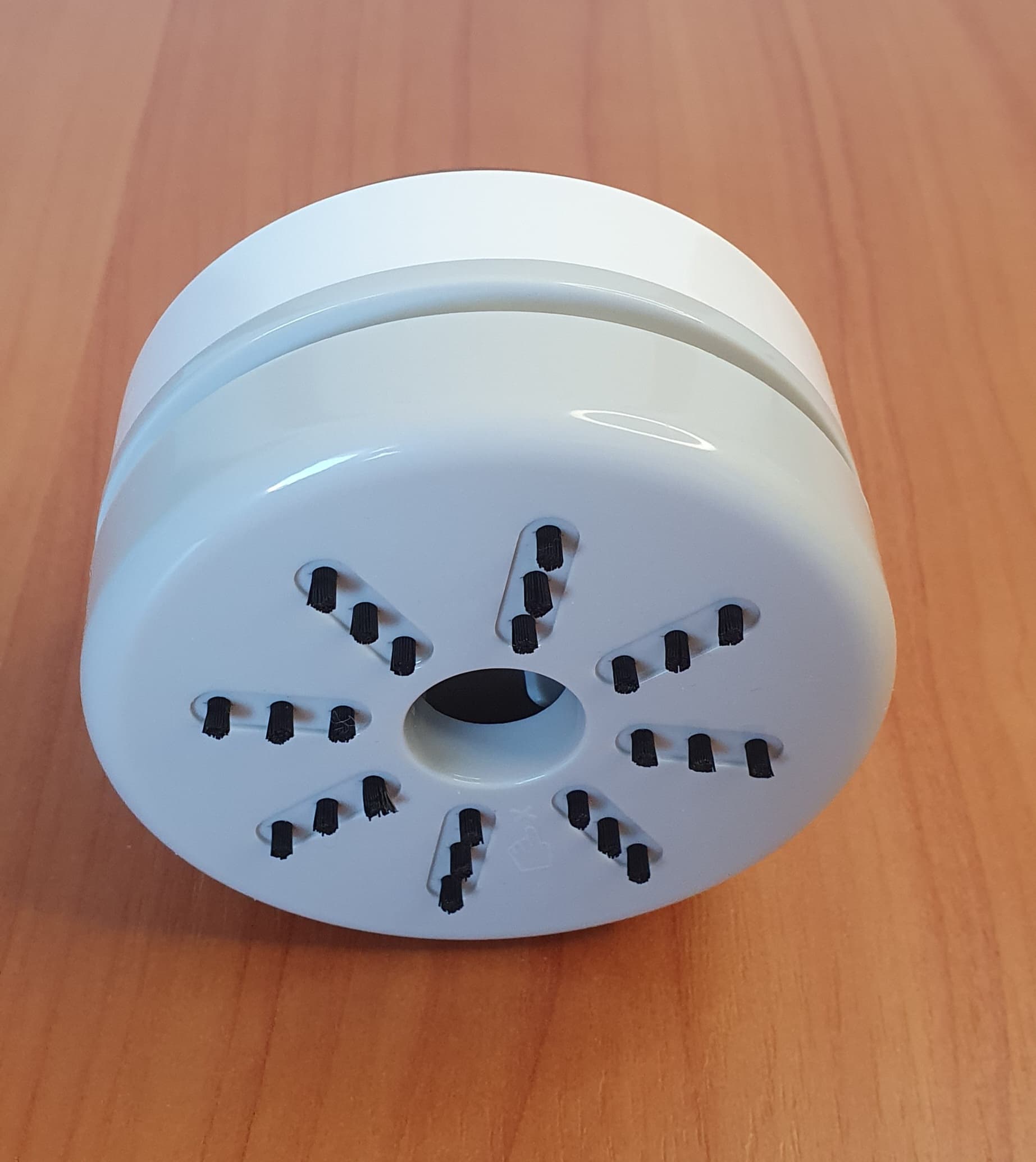 Mini odkurzacz biurkowy